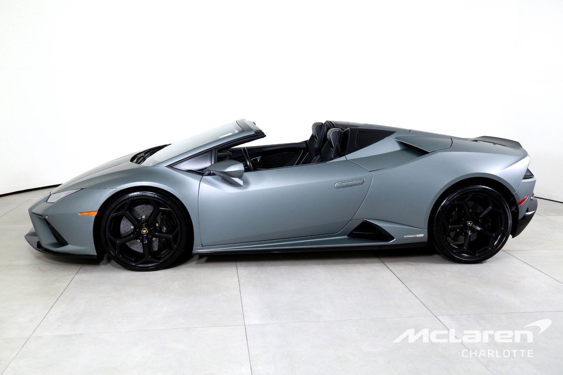 Used 2021 Lamborghini Huracan EVO image 6