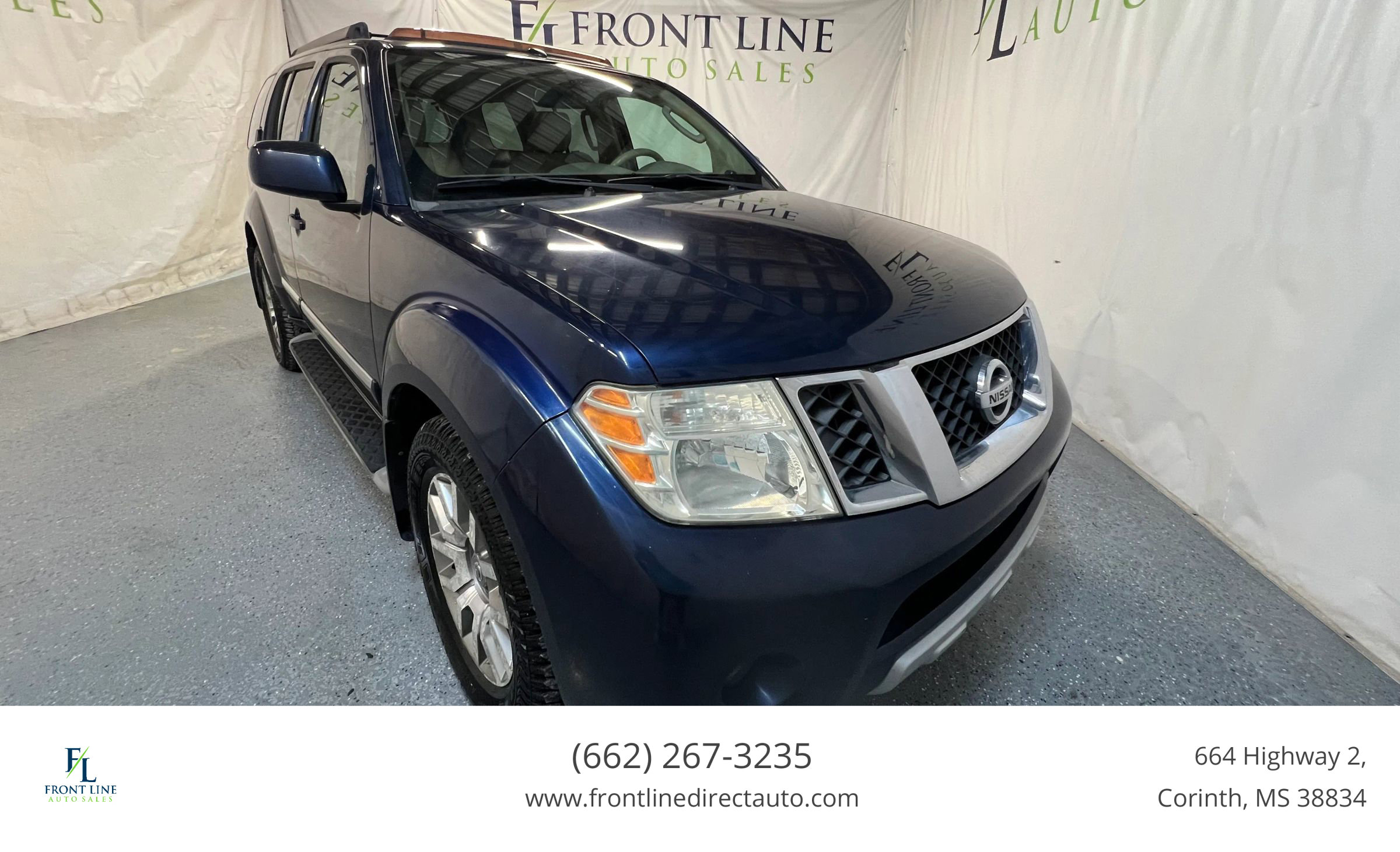 Used 2011 Nissan Pathfinder LE w/ Navigation Pkg image 1