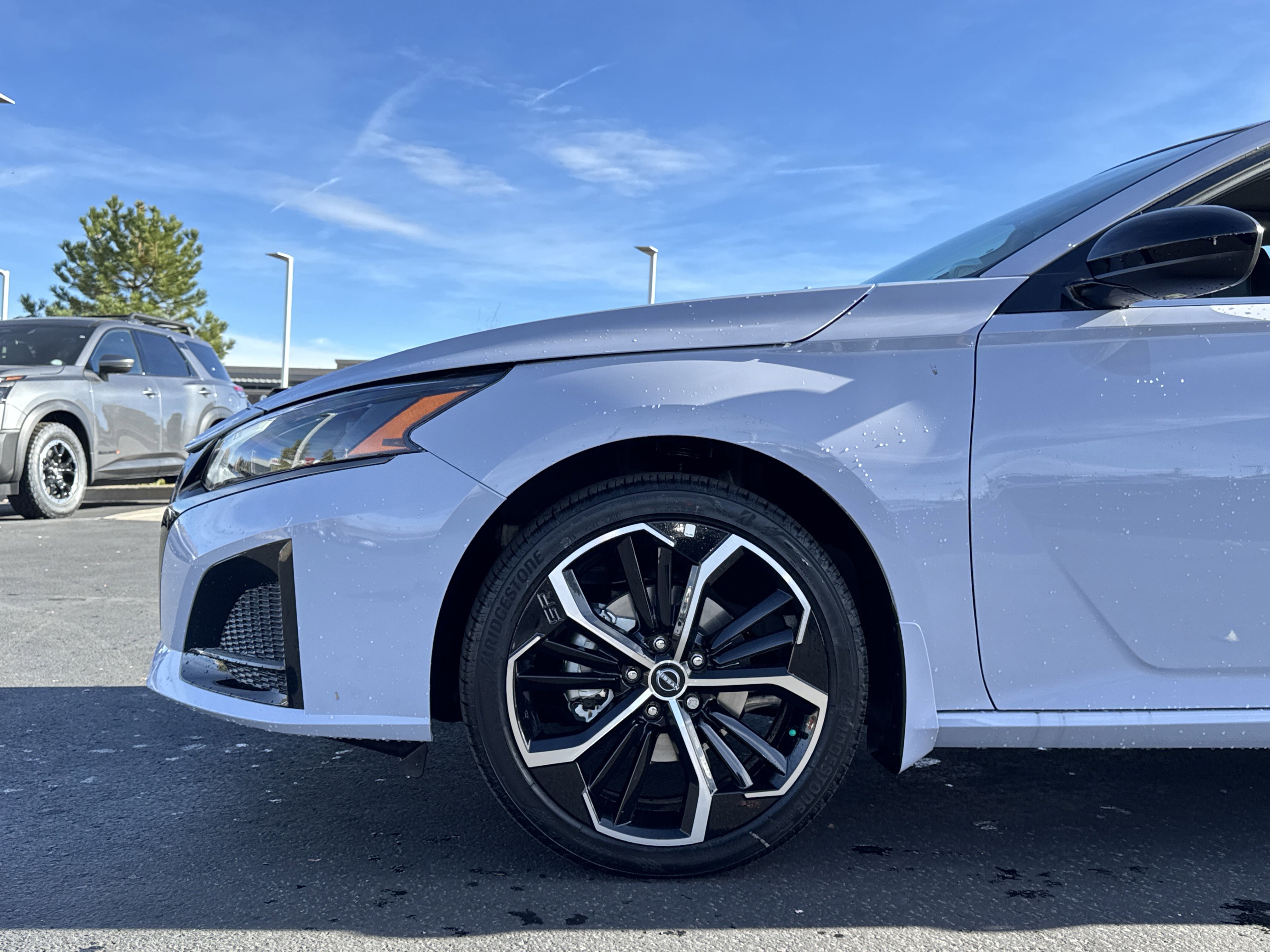 New 2025 Nissan Altima 2.5 SR w/ SR Premium Package AWD/4WD image 9