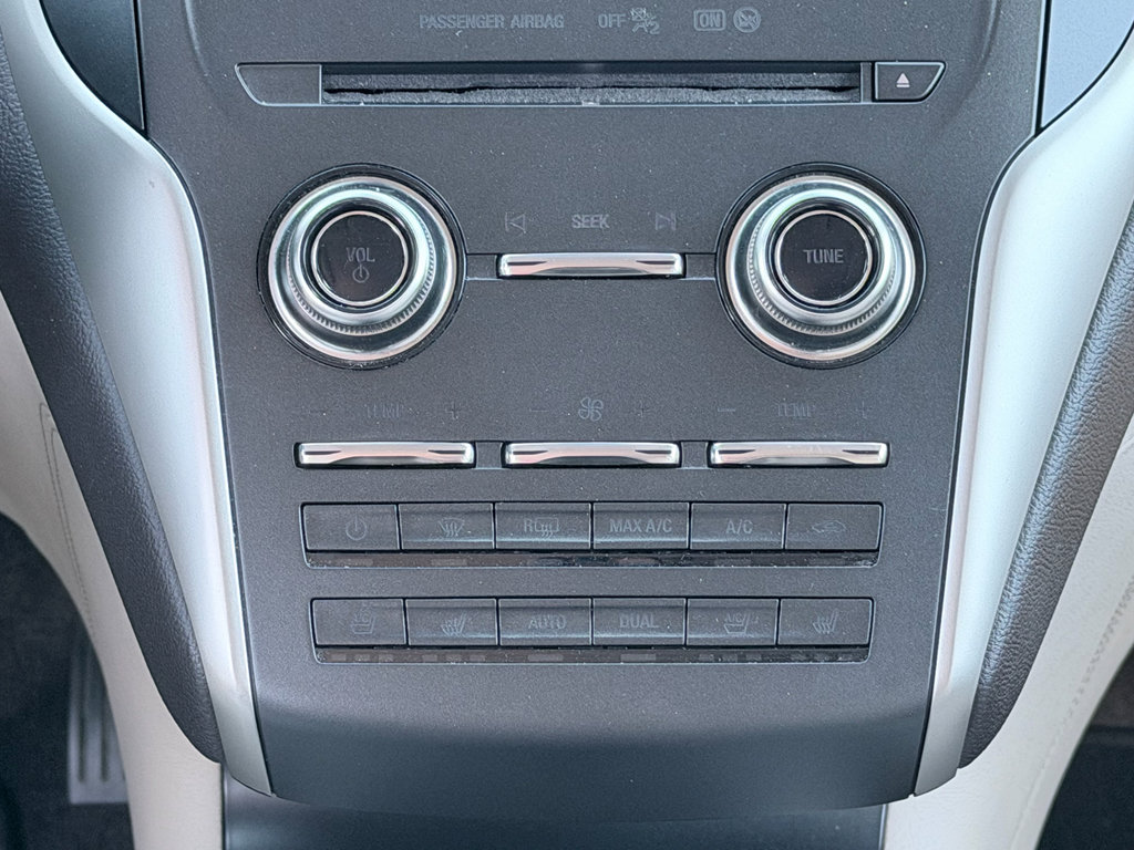 Used 2018 Lincoln MKC Reserve w/ Lincoln MKC Climate Package image 19