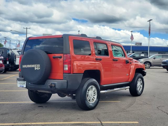 Used 2009 HUMMER H3 AWD/4WD image 3