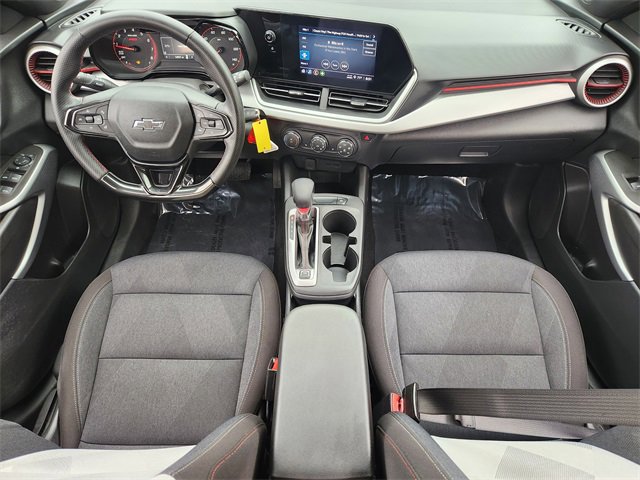 Used 2024 Chevrolet Trax RS w/ Driver Confidence Package FWD image 26