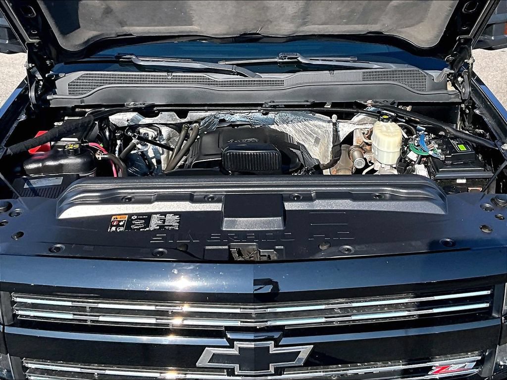 Used 2016 Chevrolet Silverado 2500 LT w/ Midnight Edition AWD/4WD image 11