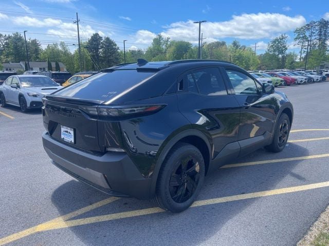 New 2026 Subaru Uncharted AWD image 6