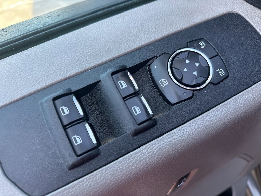 Used 2019 Ford F250 XLT w/ Snow Plow Prep Package image 16