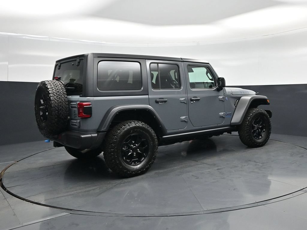 Used 2024 Jeep Wrangler Unlimited AWD/4WD image 26