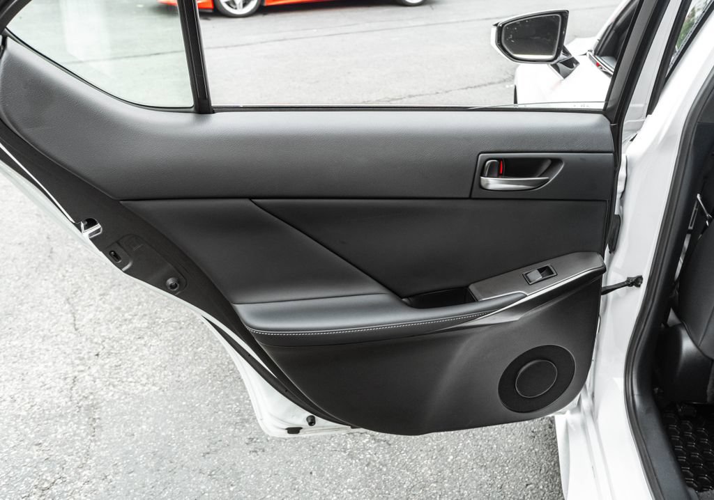 Used 2022 Lexus IS 300 F Sport AWD/4WD image 27
