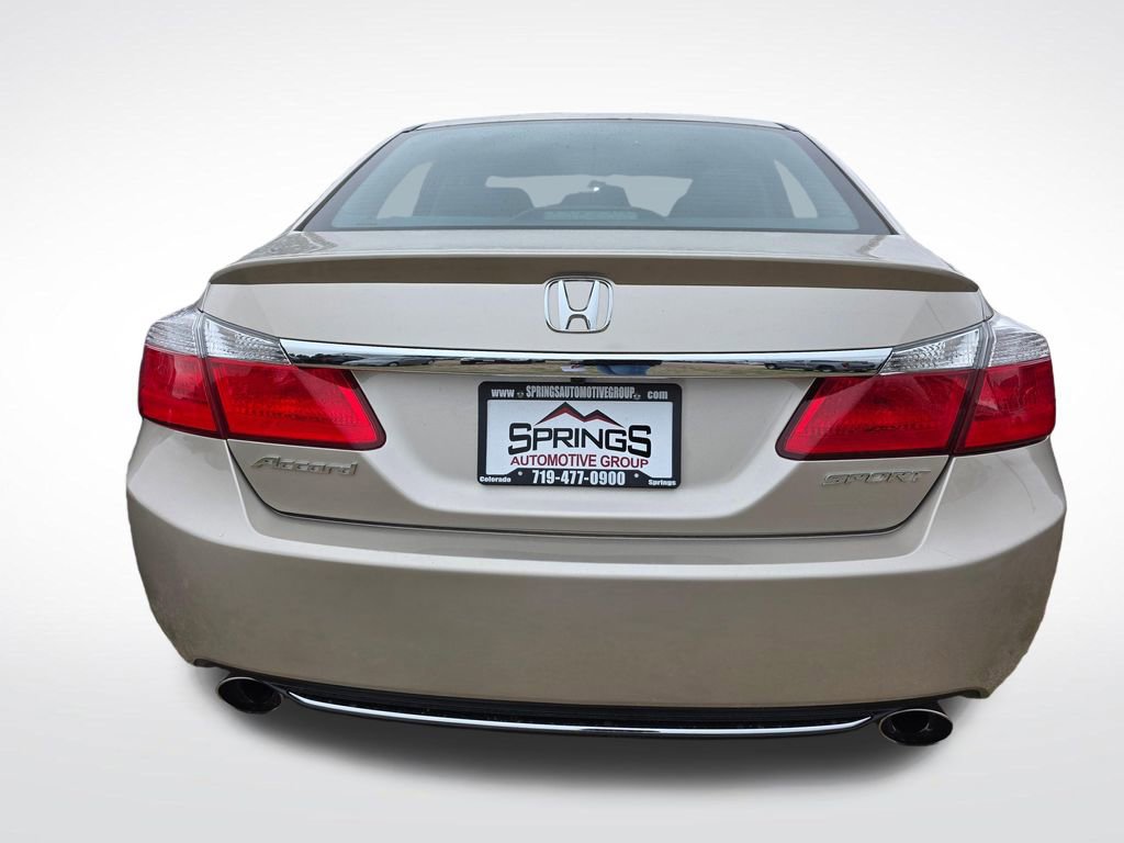 Used 2015 Honda Accord Sport image 20