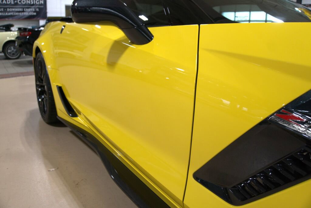 Used 2016 Chevrolet Corvette Z06 w/ 3LZ Preferred Equipment Group image 28