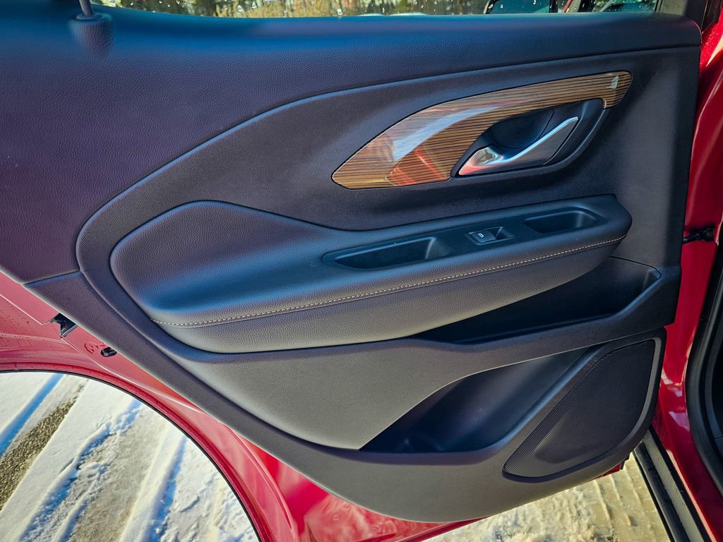 Used 2020 GMC Terrain SLE w/ Driver Convenience Package image 29