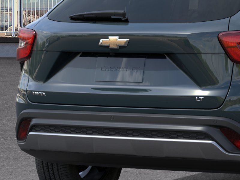 New 2026 Chevrolet Trax LT w/ Driver Confidence Package FWD image 14
