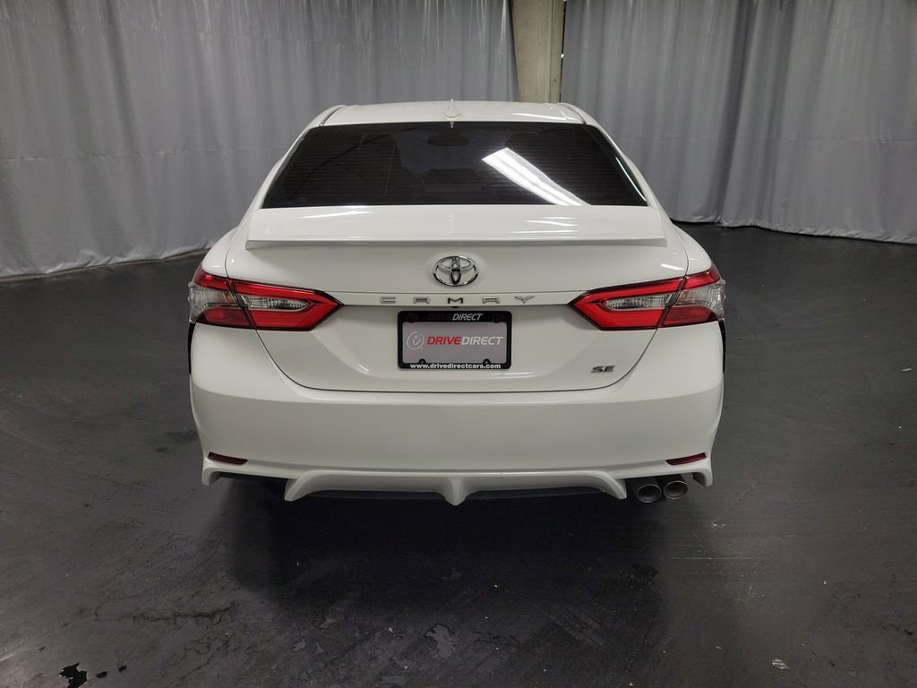 Used 2019 Toyota Camry SE image 7