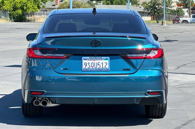 Used 2025 Toyota Camry XSE FWD image 5