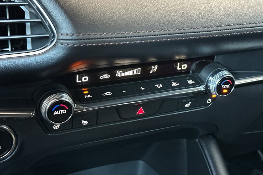 New 2025 MAZDA MAZDA3 Hatchback w/ Appearance Package image 19