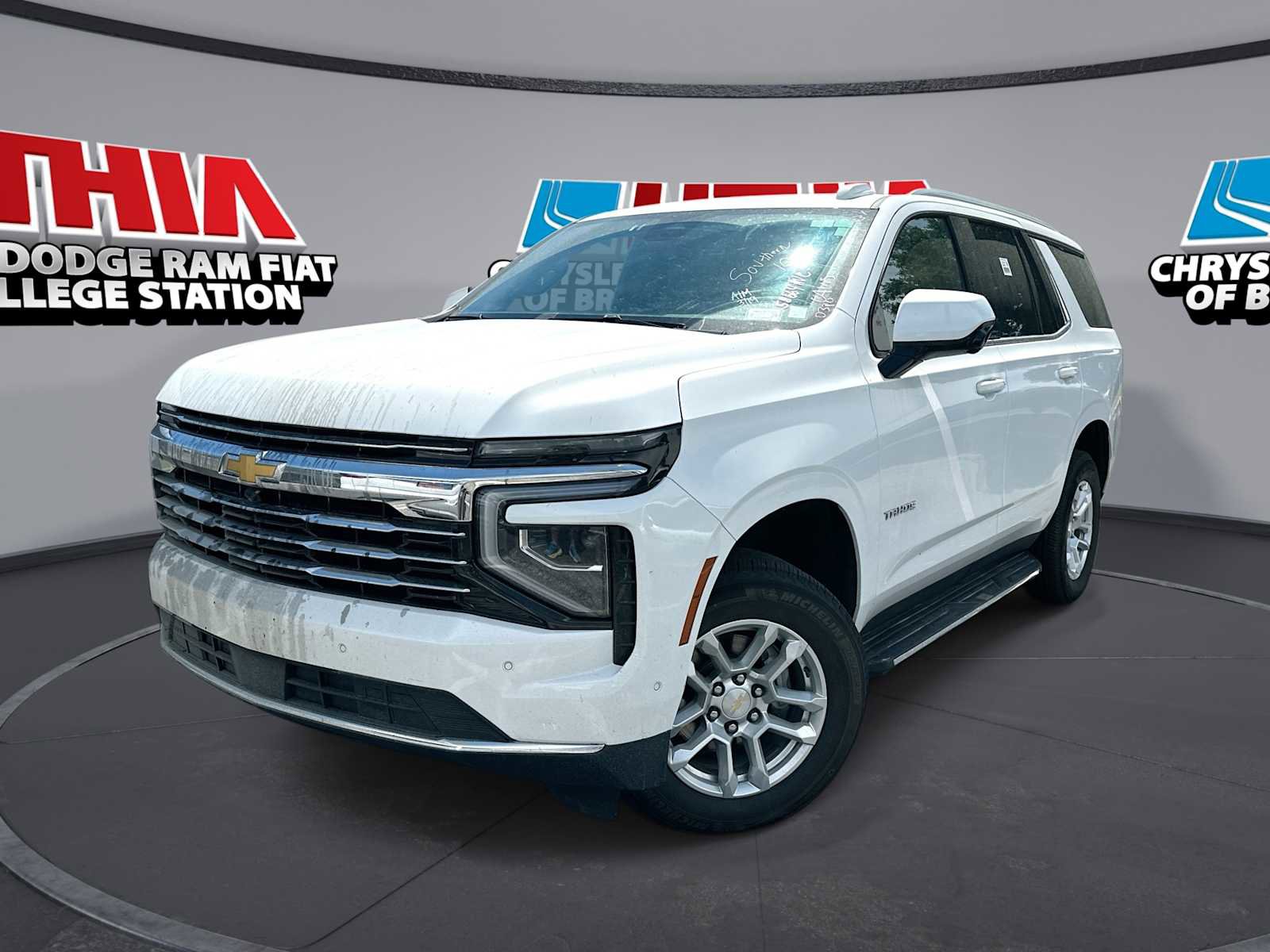 Used 2025 Chevrolet Tahoe LT image 1