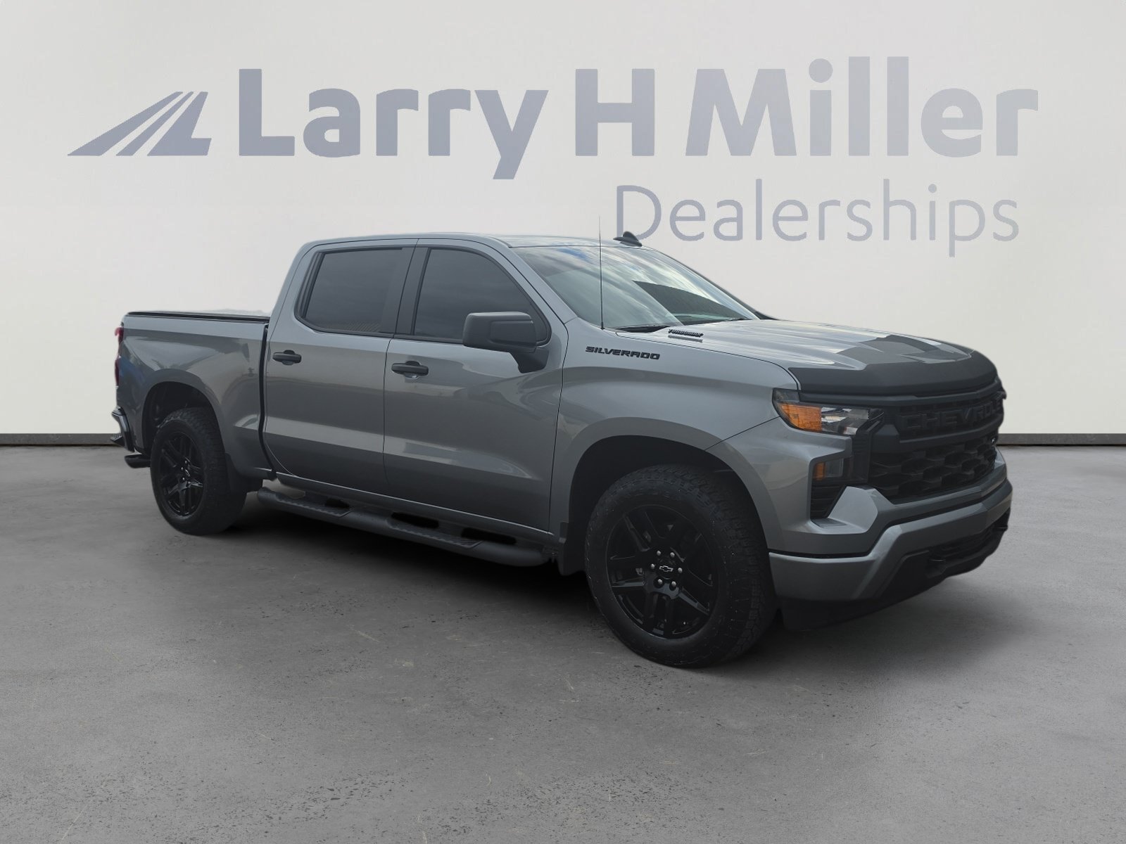 Used 2026 Chevrolet Silverado 1500 Custom w/ Turbomax Blackout Package RWD image 7