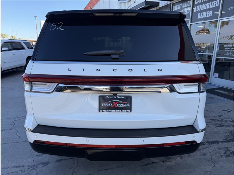 Used 2022 Lincoln Navigator Black Label AWD/4WD image 5