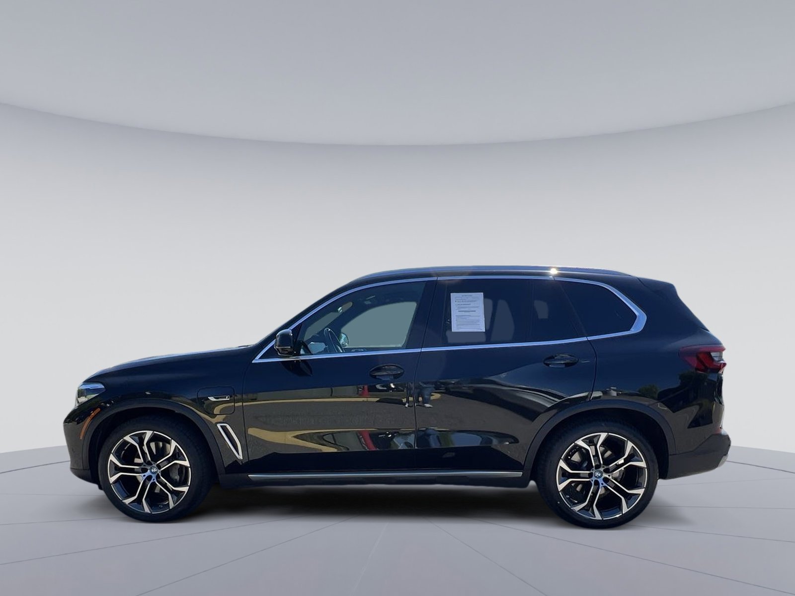 Used 2022 BMW X5 xDrive45e image 10