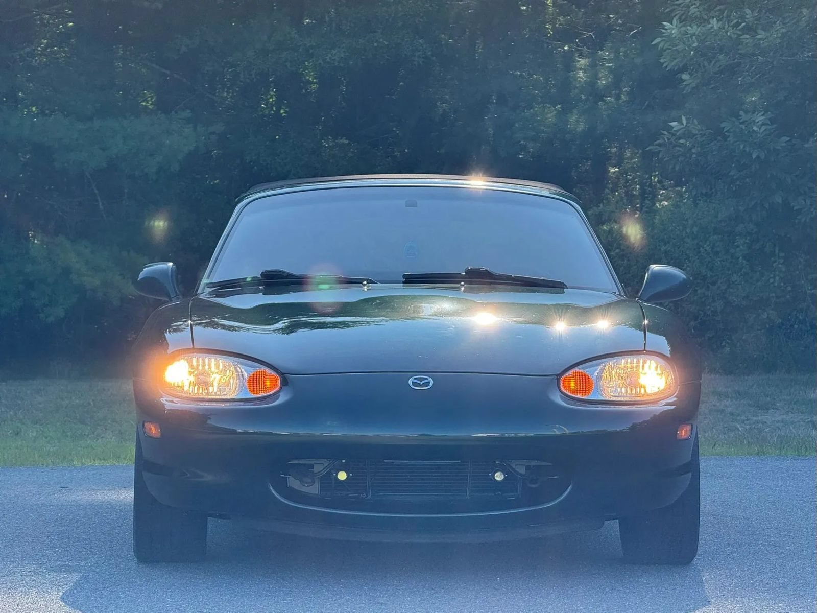 Used 1999 MAZDA MX-5 Miata RWD image 3
