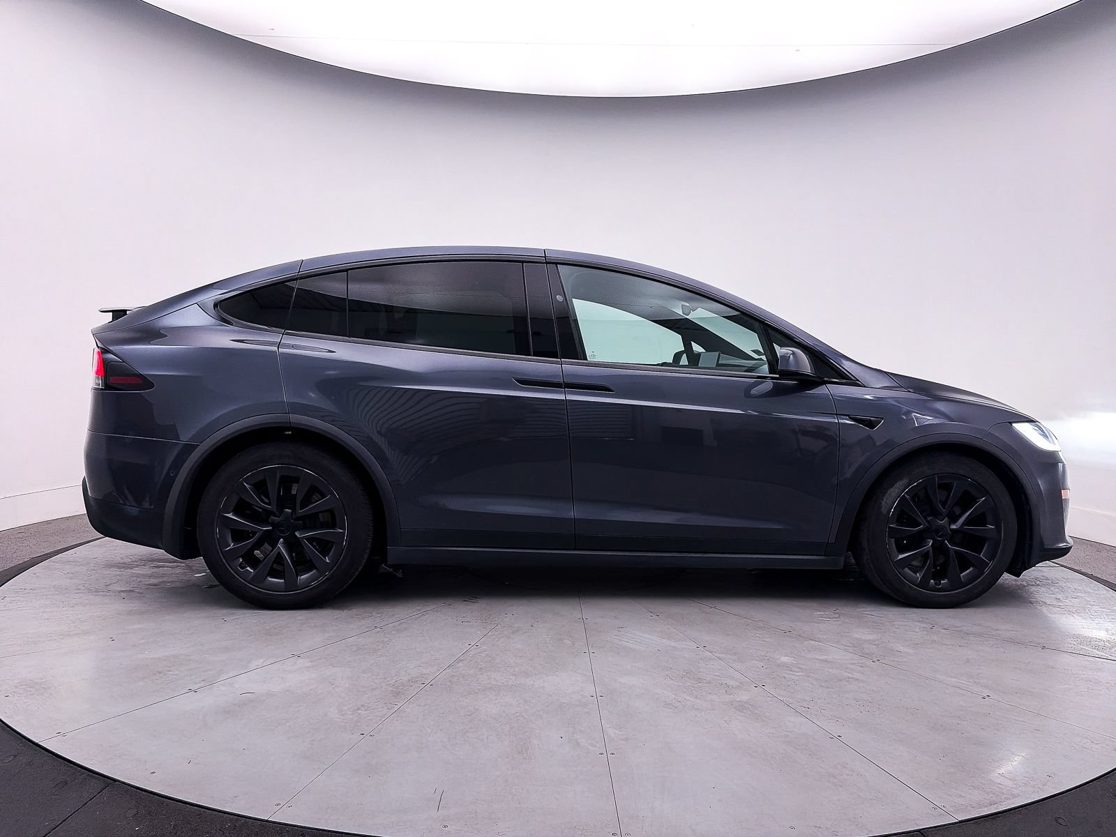 Used 2023 Tesla Model X AWD/4WD image 36