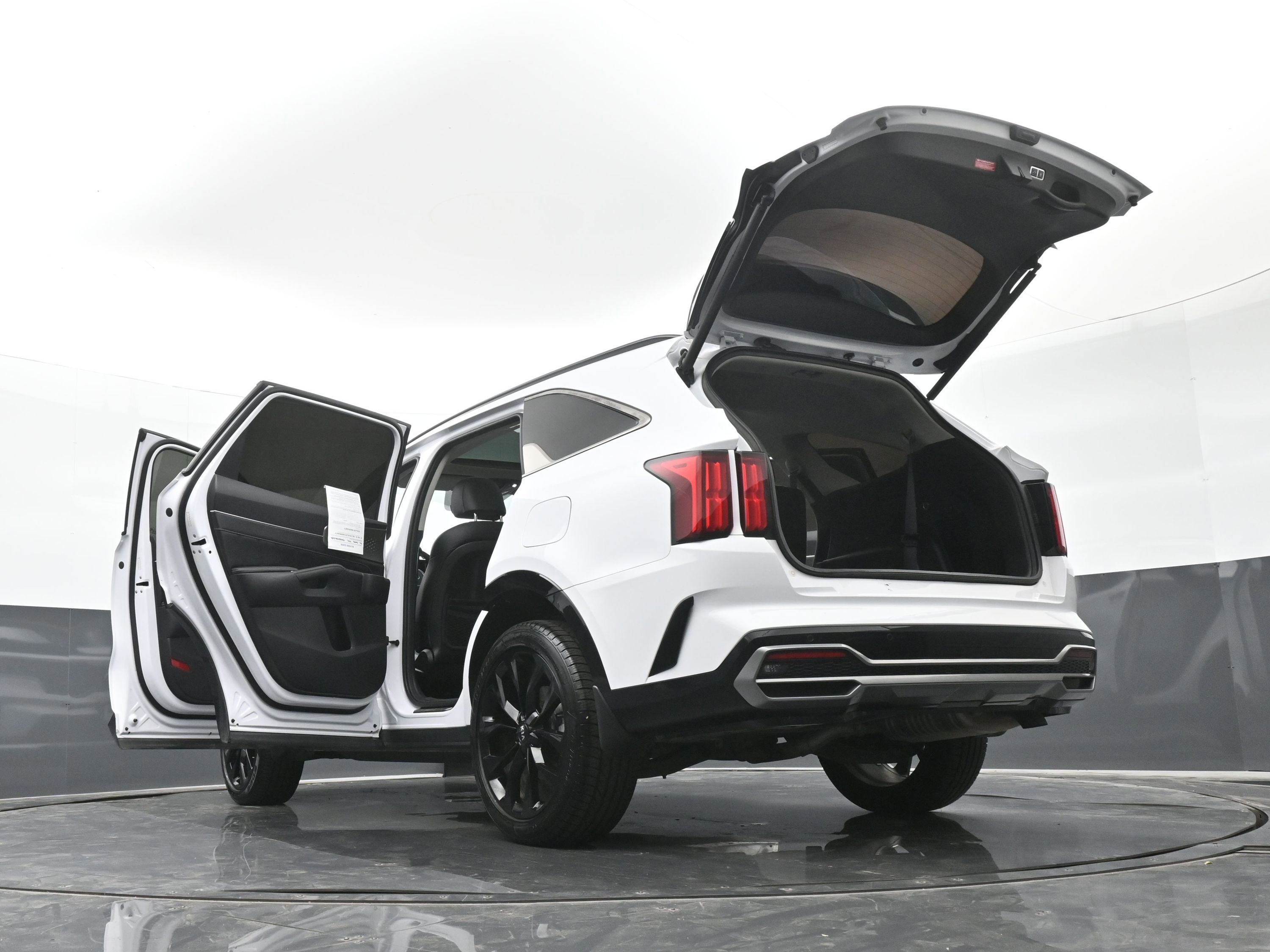 Used 2021 Kia Sorento SX image 54