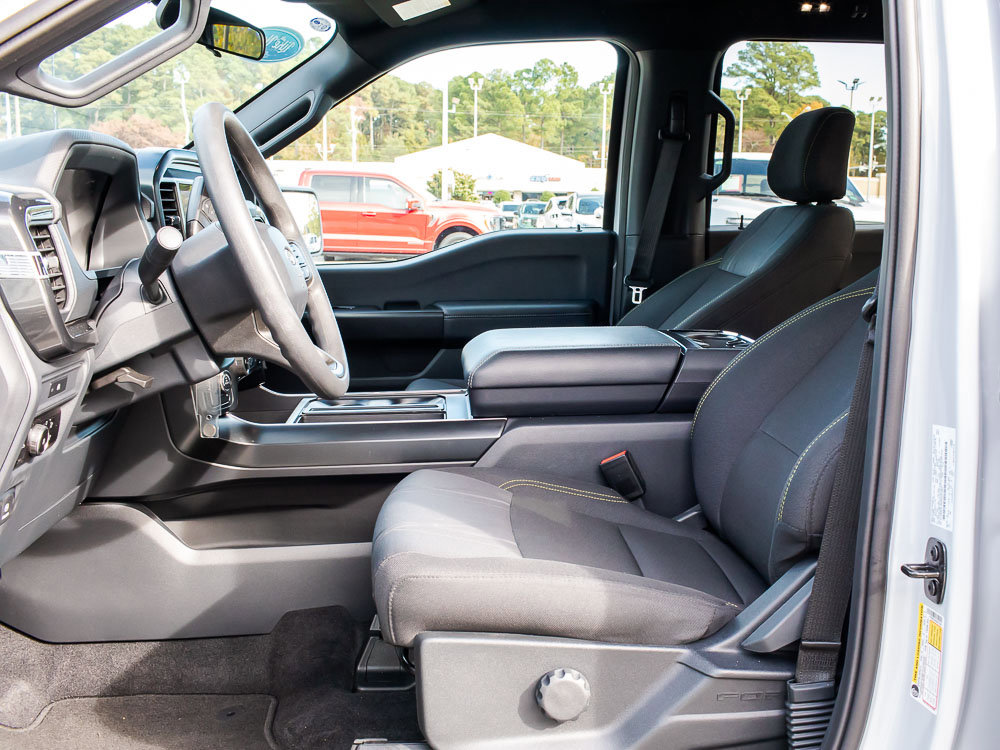 Used 2025 Ford F150 STX w/ Equipment Group 200A image 17