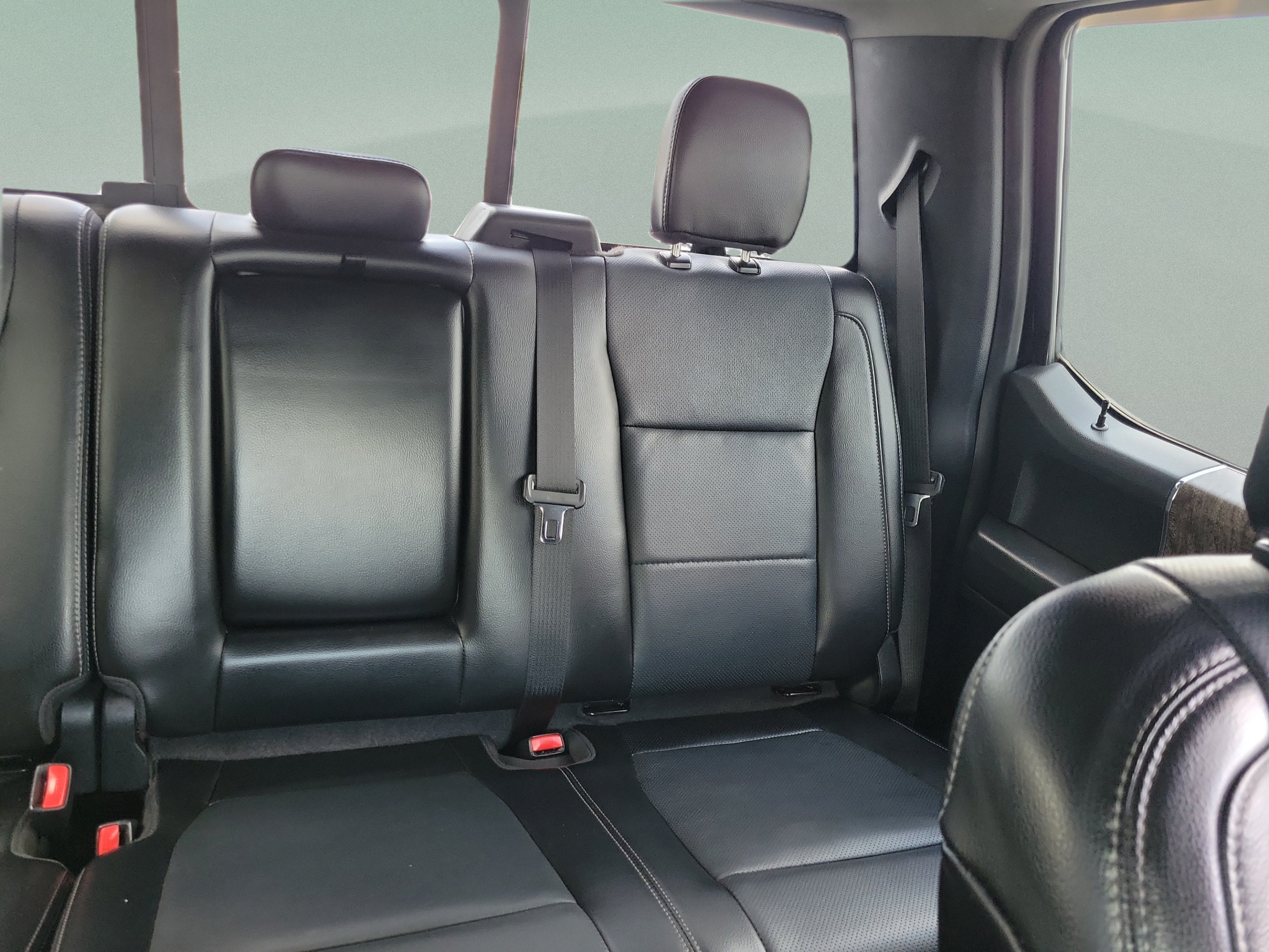 Used 2017 Ford F250 Lariat w/ Lariat Ultimate Package AWD/4WD image 10