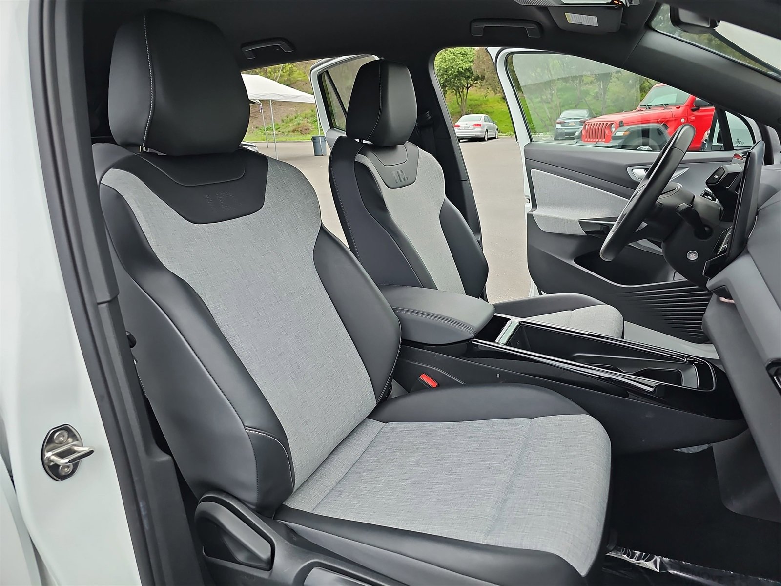 Certified 2023 Volkswagen ID.4 Standard image 10