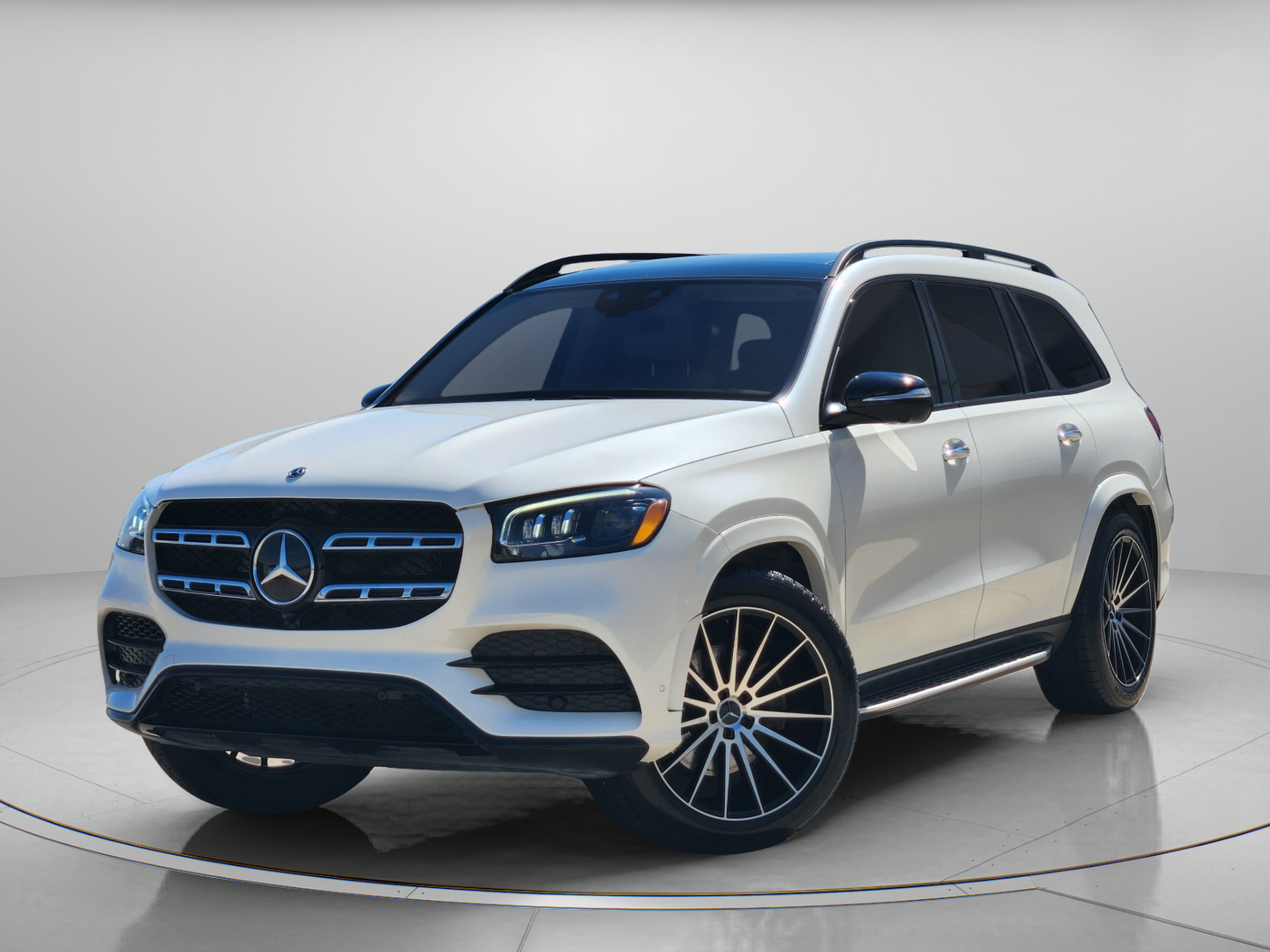 Used 2021 Mercedes-Benz GLS 580 4MATIC image 1