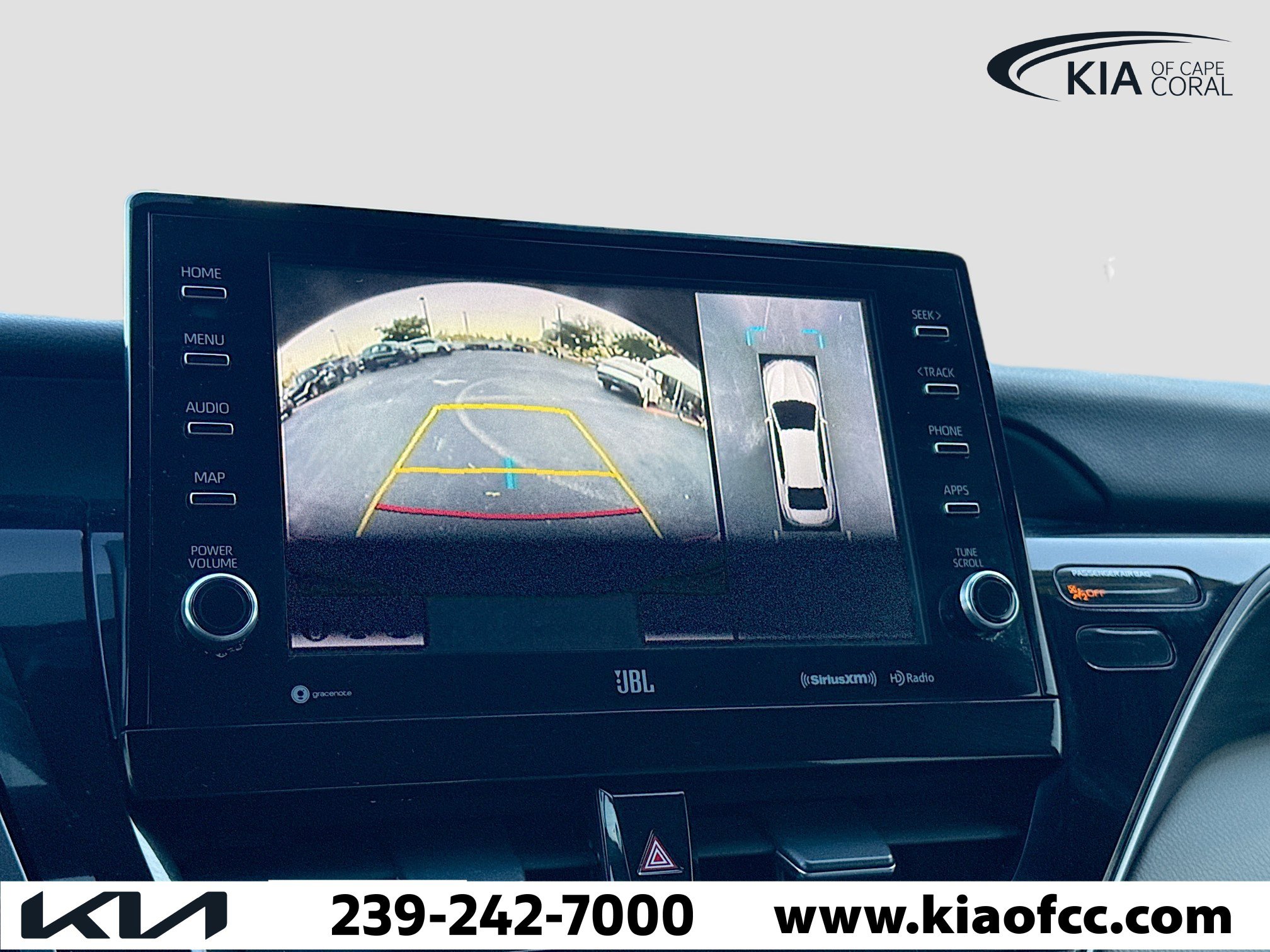 Used 2023 Toyota Camry XLE w/ Navigation Package image 32