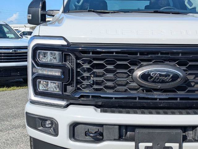 Certified 2025 Ford F350 Lariat w/ Black Appearance Package AWD/4WD image 9