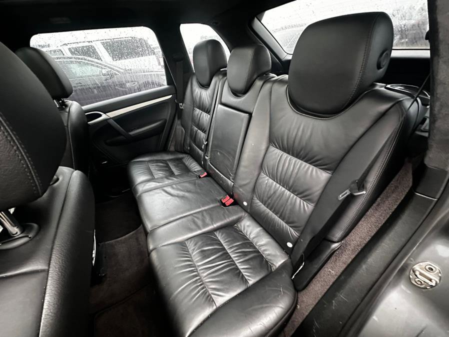 Used 2008 Porsche Cayenne Turbo image 14