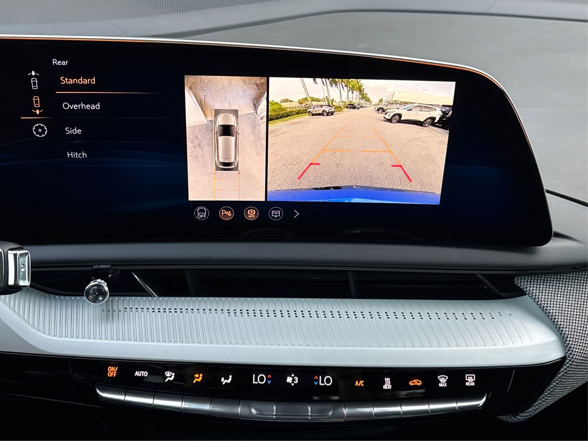 New 2026 Cadillac Optiq Luxury 1 image 25