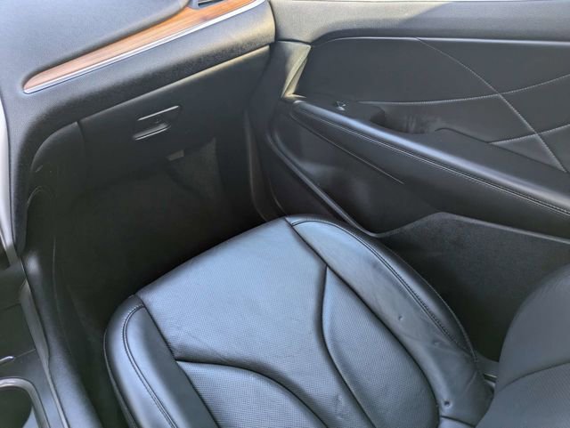 Certified 2019 Lincoln MKC Reserve w/ MKC Technology Package image 17