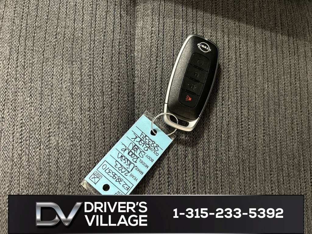 Used 2023 Nissan Rogue SV AWD/4WD image 12