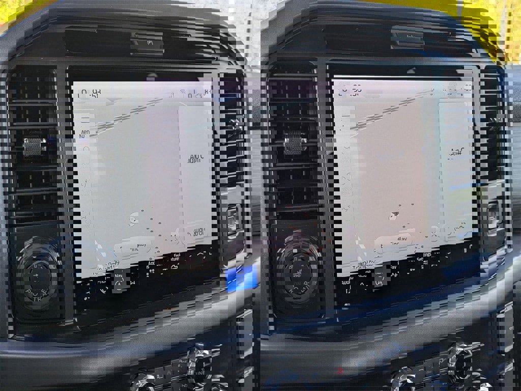 New 2025 Ford F150 XLT w/ Equipment Group 302A MID image 15