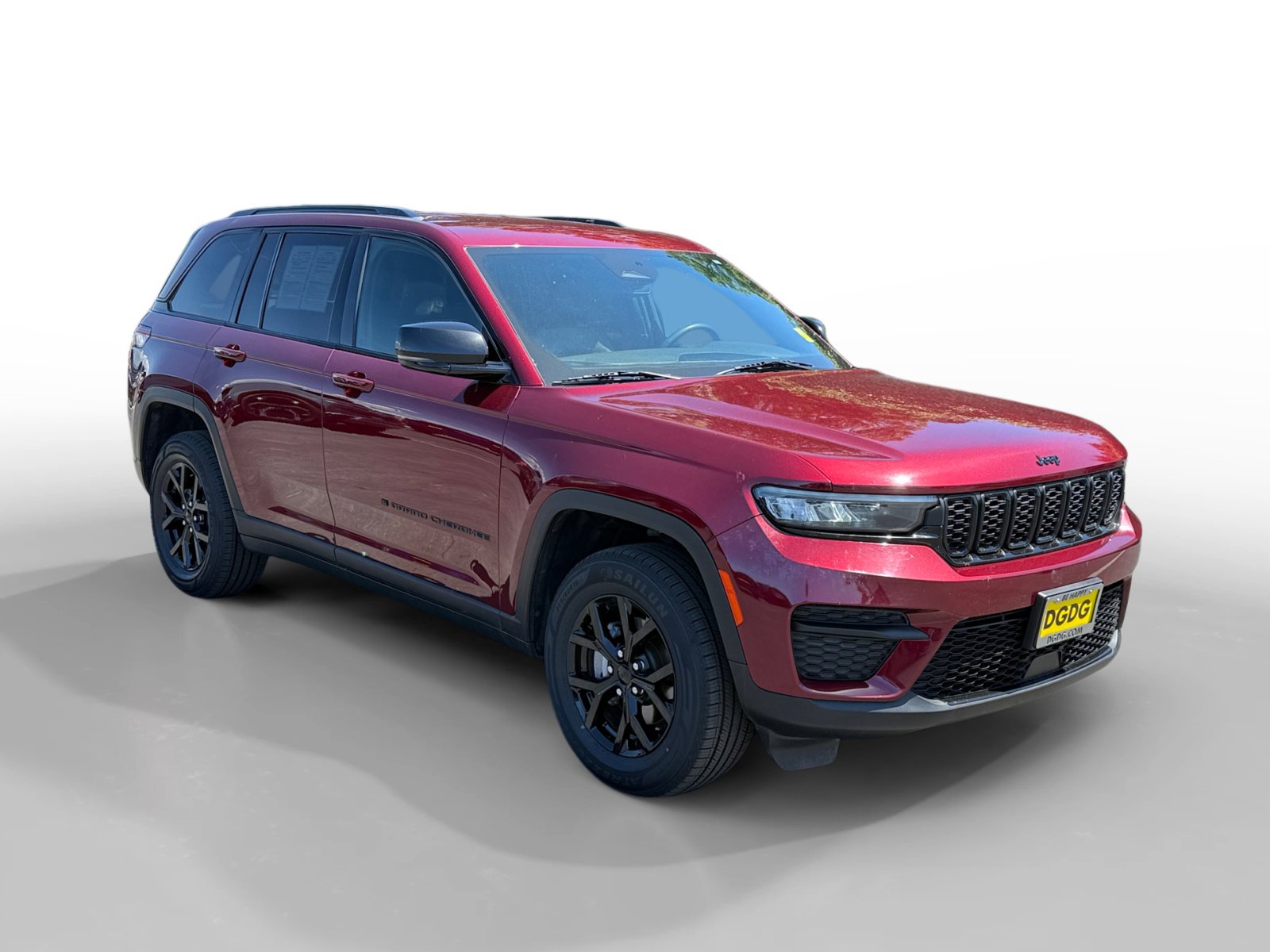 Used 2024 Jeep Grand Cherokee Altitude AWD/4WD image 7