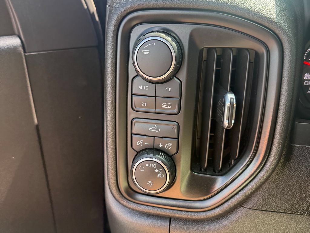 Used 2022 Chevrolet Silverado 1500 Custom AWD/4WD image 53