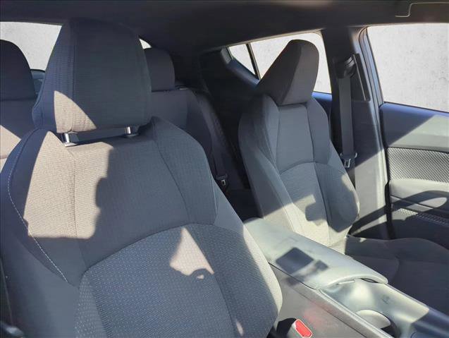 Used 2019 Toyota C-HR LE image 23