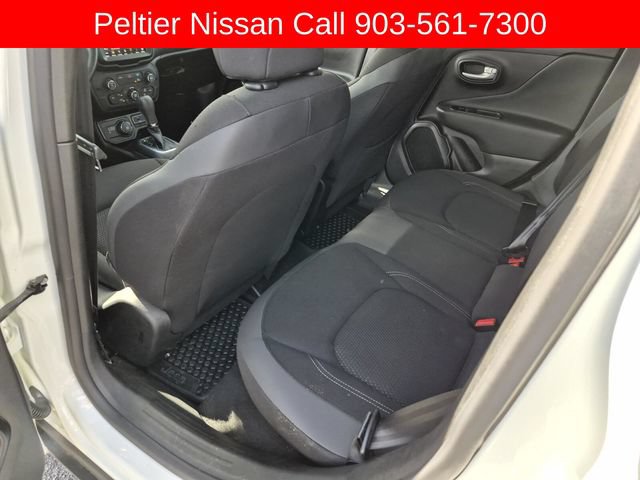 Used 2023 Jeep Renegade Altitude w/ Convenience Group I AWD/4WD image 22