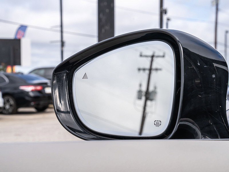 Used 2019 Chrysler Pacifica Limited FWD image 33