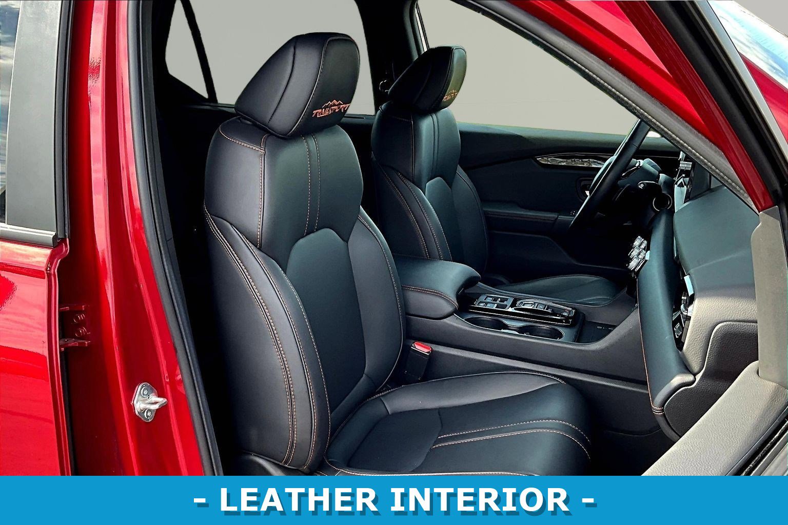 Used 2025 Honda Pilot TrailSport image 30