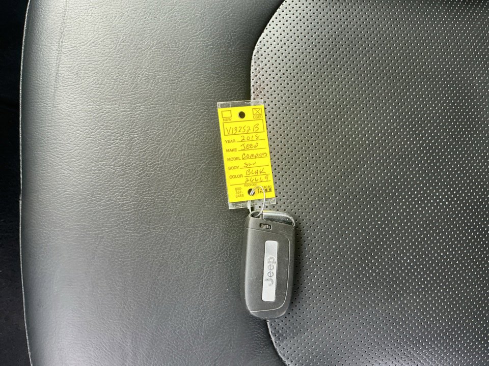 Used 2018 Jeep Compass Limited w/ Navigation Group image 38