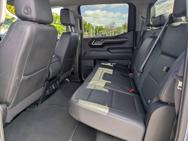 Used 2024 GMC Sierra 1500 SLT image 16