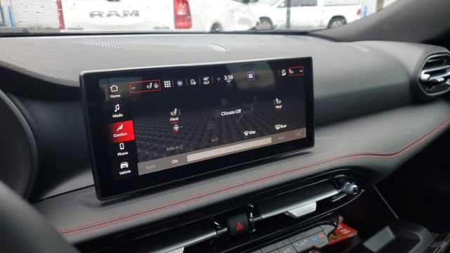 Certified 2024 Dodge Hornet GT w/ Tech Pack w/o Parking image 12