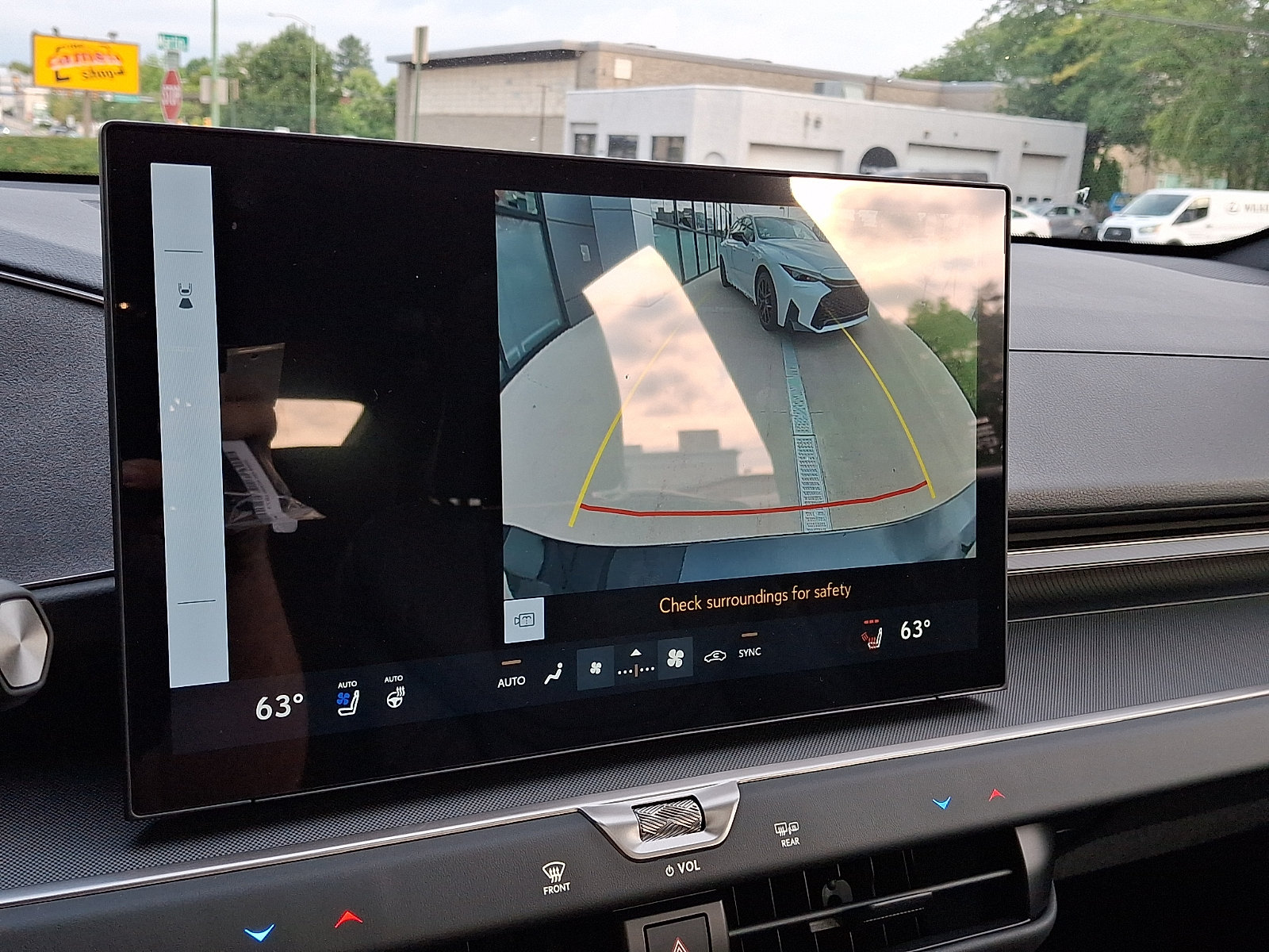 New 2026 Lexus ES 500e AWD/4WD image 13