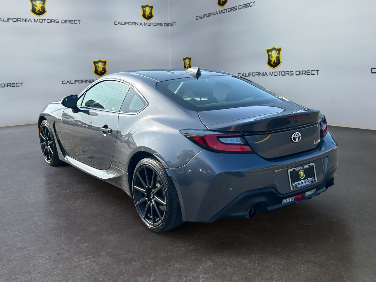 Used 2024 Toyota GR86 RWD image 7
