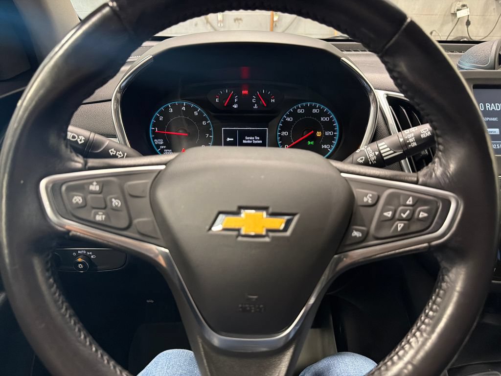 Used 2018 Chevrolet Equinox LT AWD/4WD image 10