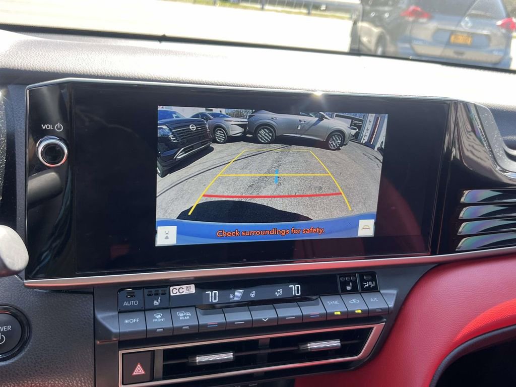 Used 2025 Toyota Camry LE AWD/4WD image 30