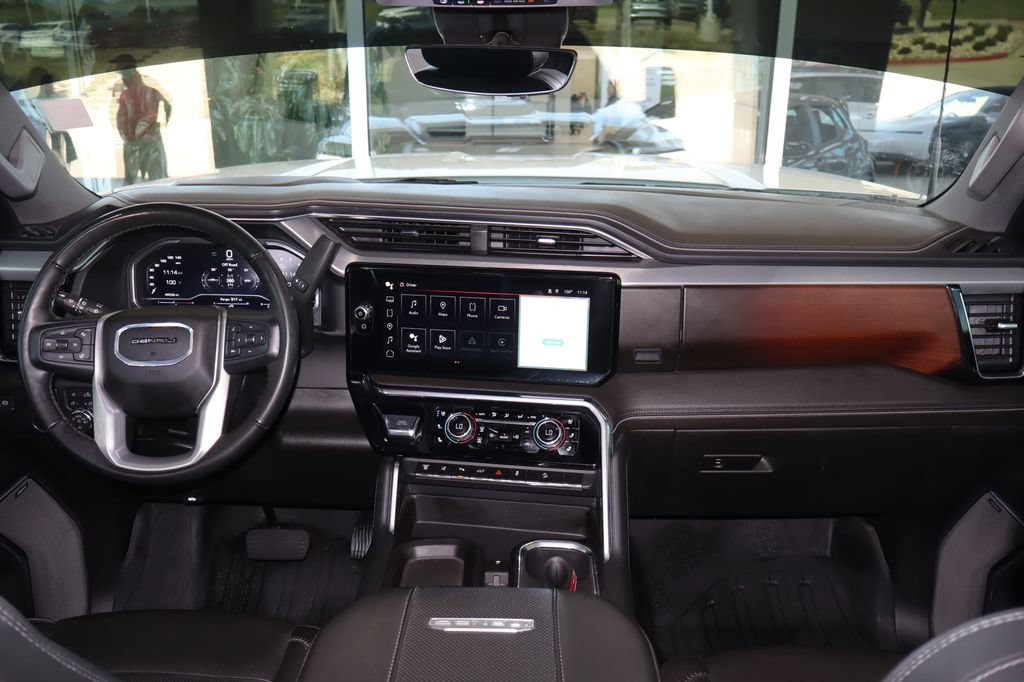 Used 2024 GMC Sierra 2500 Denali w/ Denali Reserve Package AWD/4WD image 40